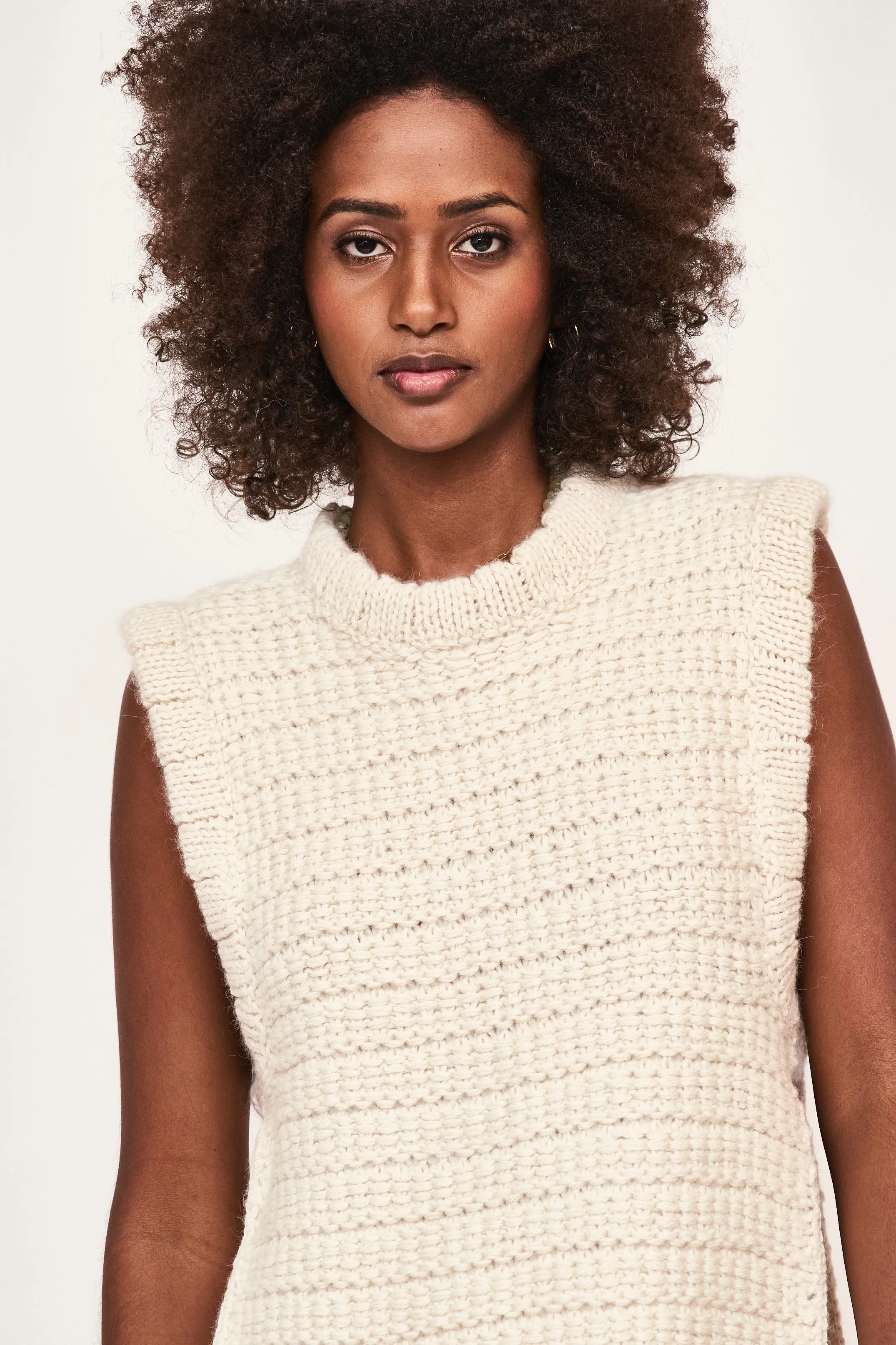 Carmel Open Side Knit Vest in Snow