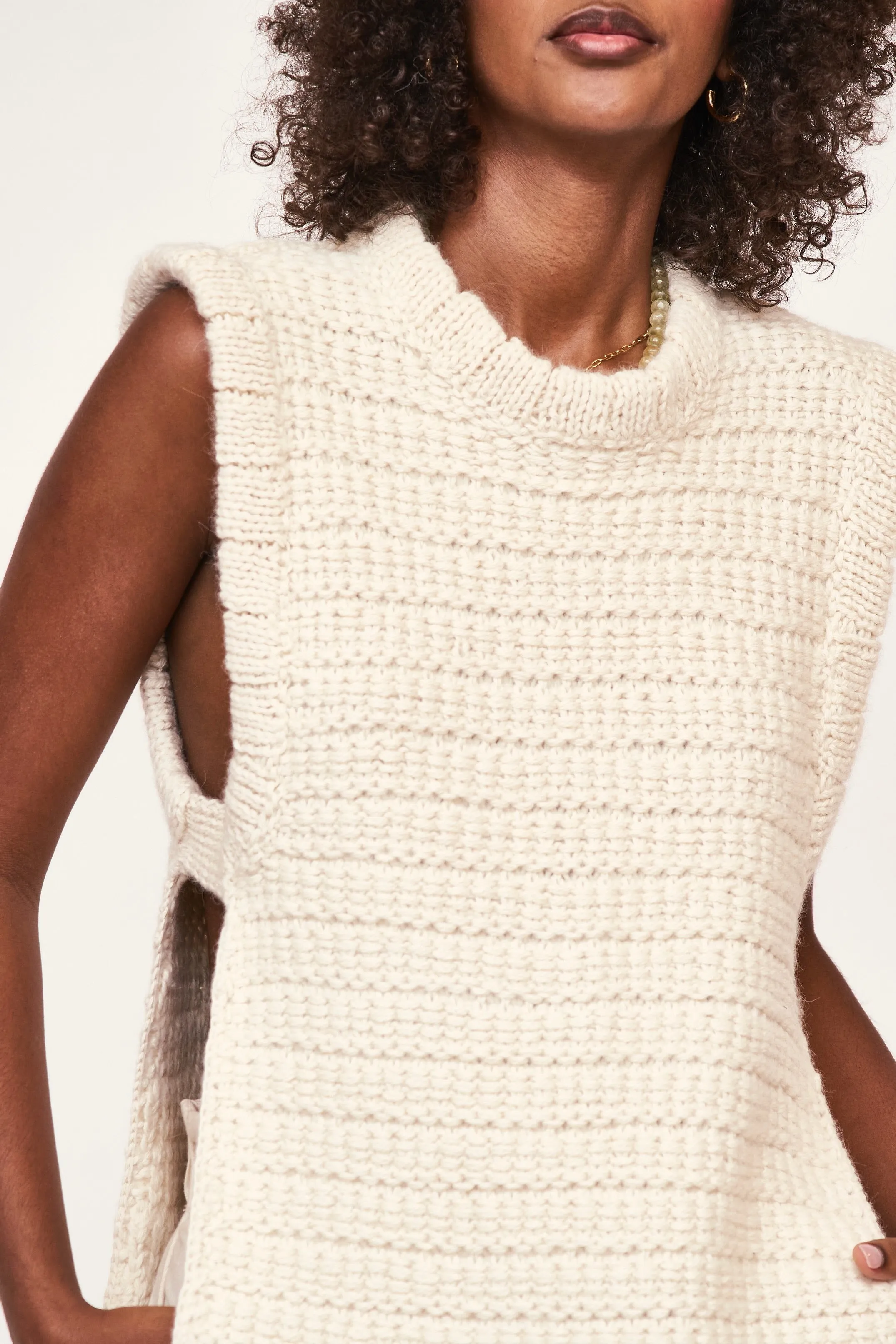 Carmel Open Side Knit Vest in Snow