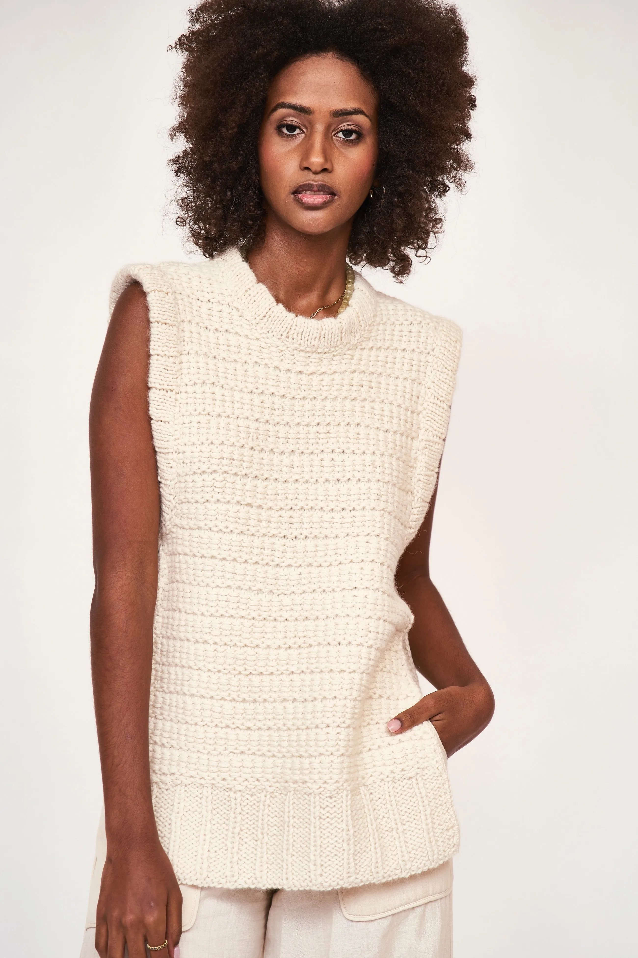 Carmel Open Side Knit Vest in Snow