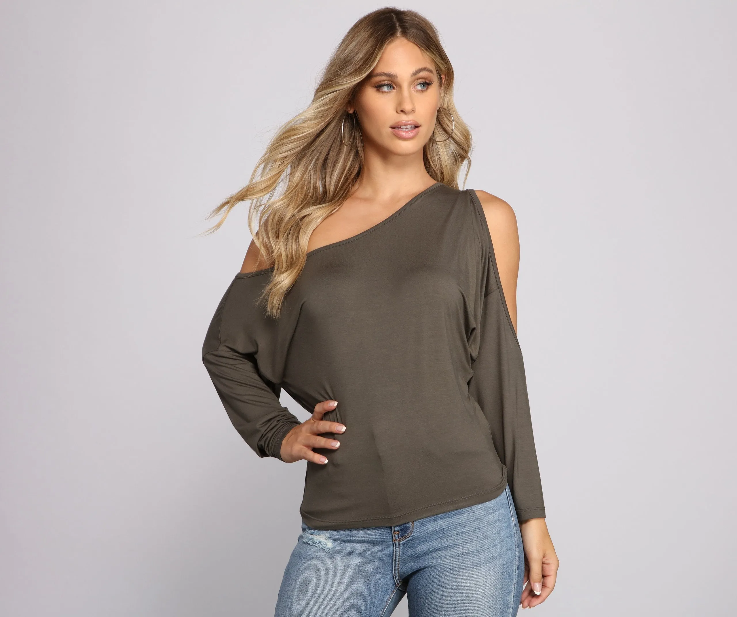 Casual Cold Shoulder Knit Top