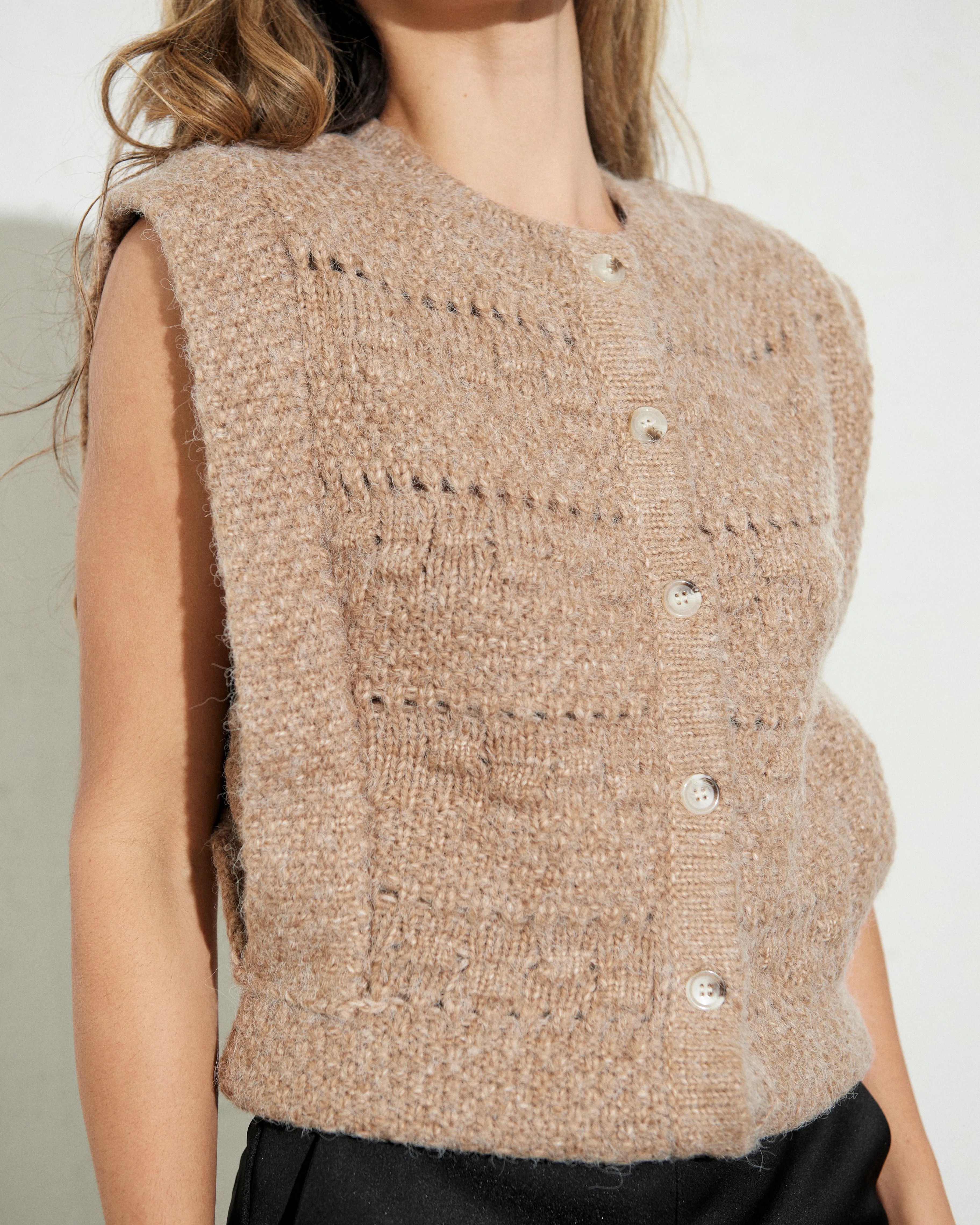 Chunky Knit Vest