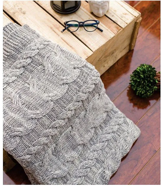 Fisherman's Sweater Chunky Cable Knit Throw