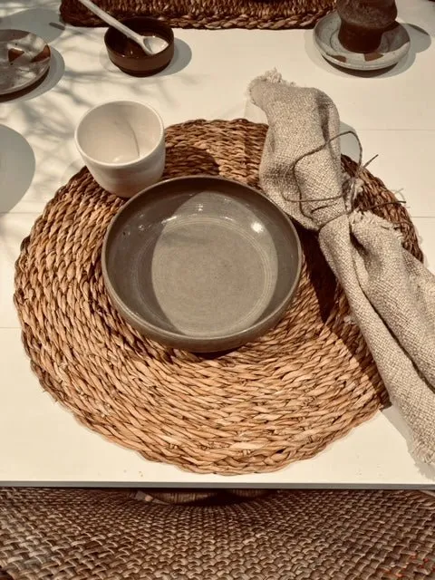 RATTAN NATURAL ROUND PLACEMAT