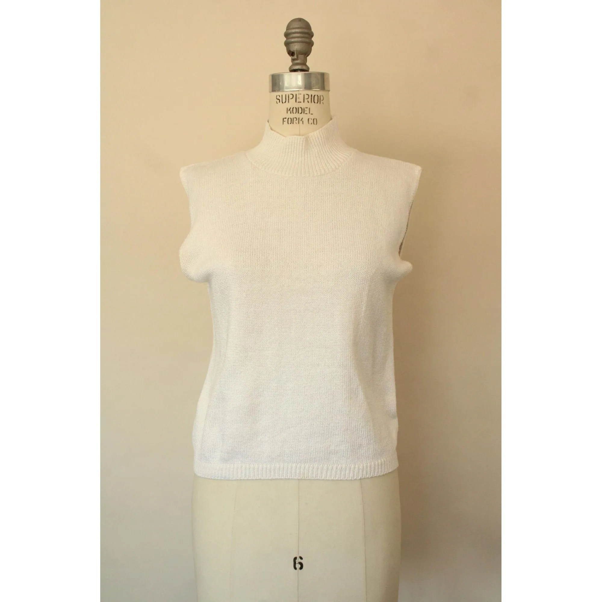 Vintage 1980s 1990s White Knit Mock Neck Sweater Vest