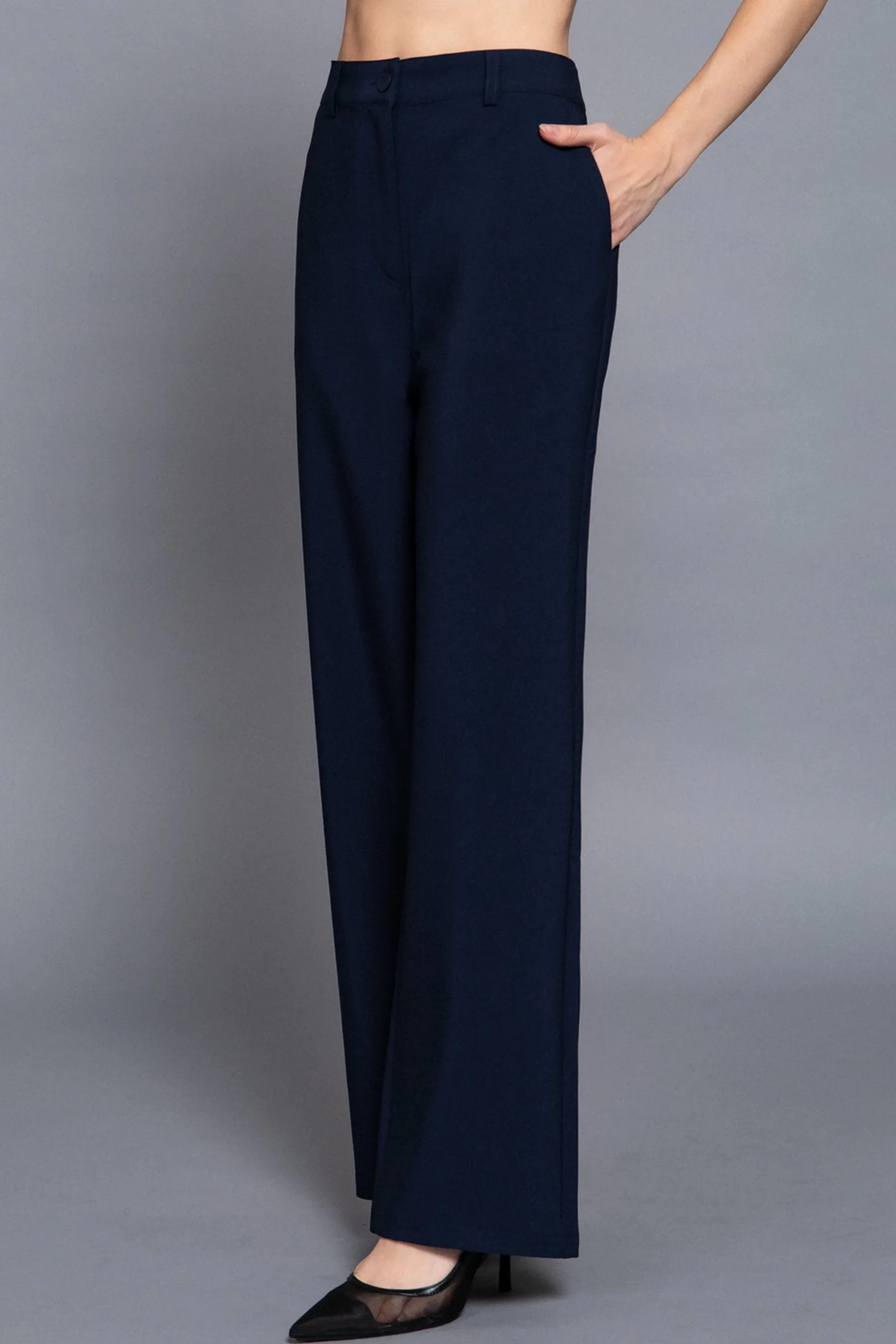 Women's Straight-Leg Woven Pants Back Elastic Detail One Button Closure